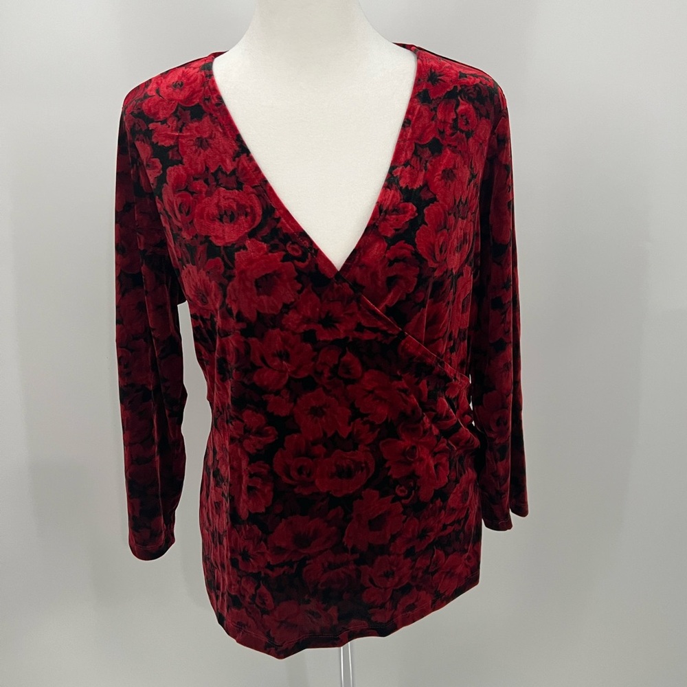 Vintage Jaclyn Smith Y2K whimsigoth velvet floral faux wrap top
